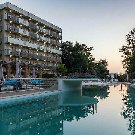 Ariti Grand Hotel Канони Екстериор снимка