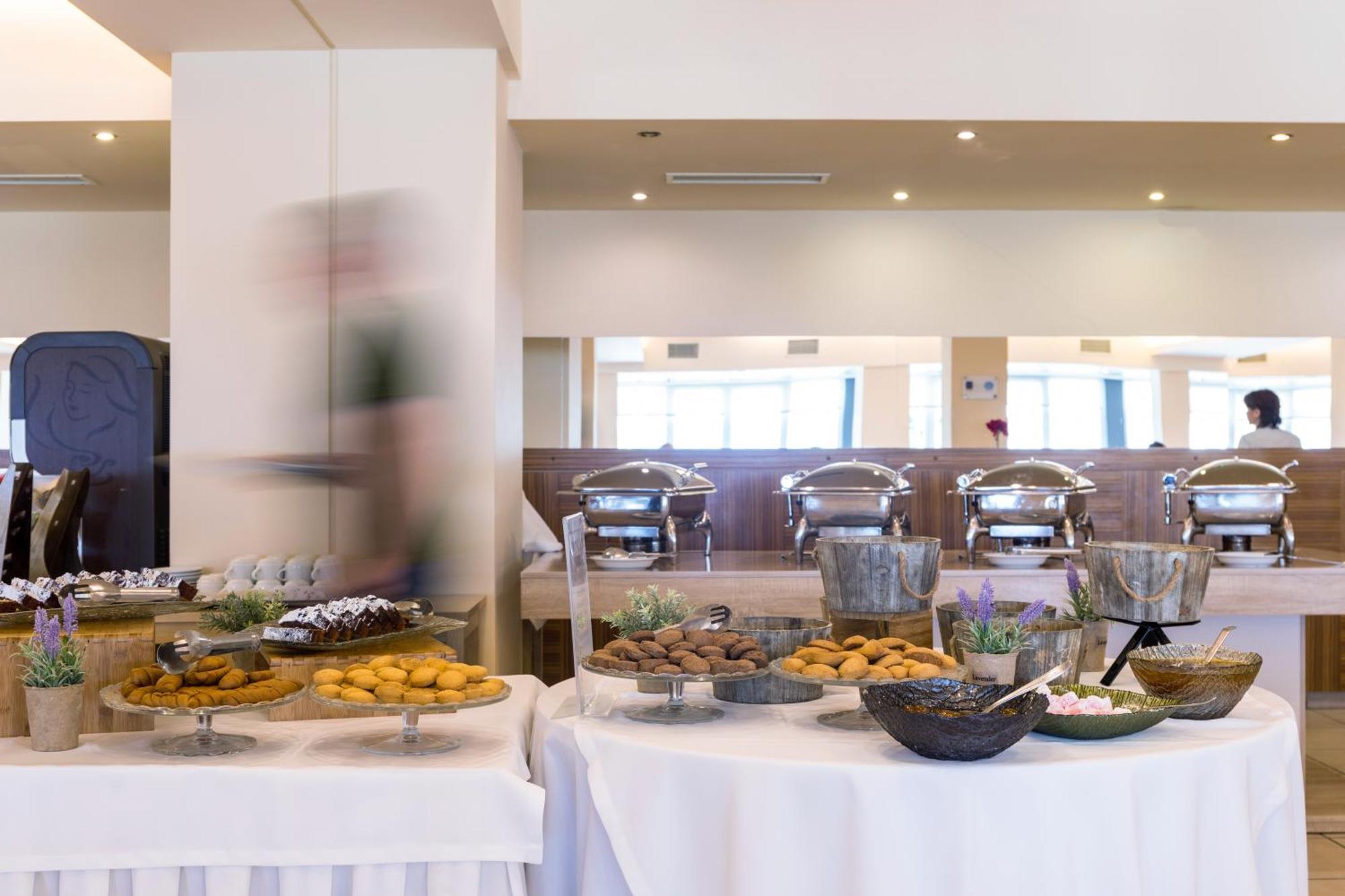 Ariti Grand Hotel Канони Екстериор снимка