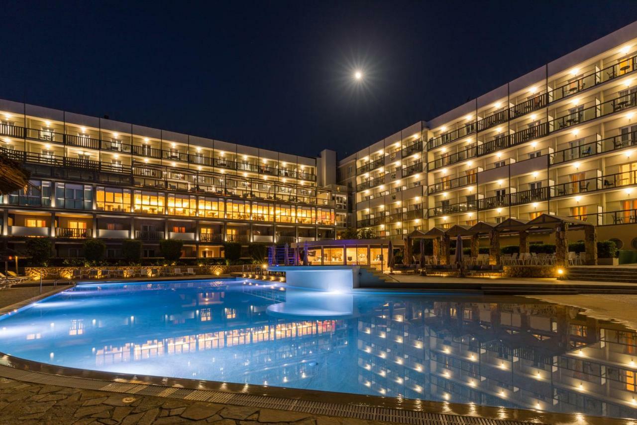 Ariti Grand Hotel Канони Екстериор снимка